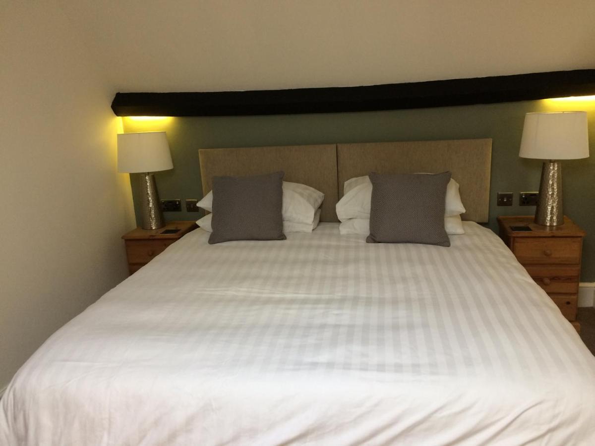 Burcott Mill Guesthouse Wells Exterior foto