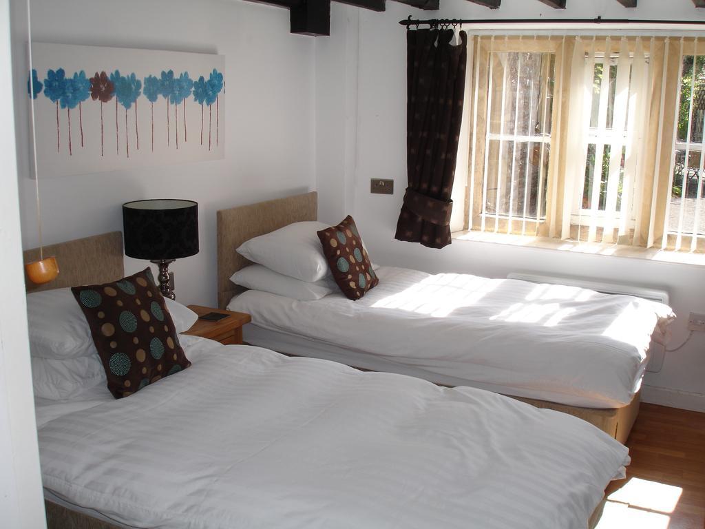 Burcott Mill Guesthouse Wells Habitación foto
